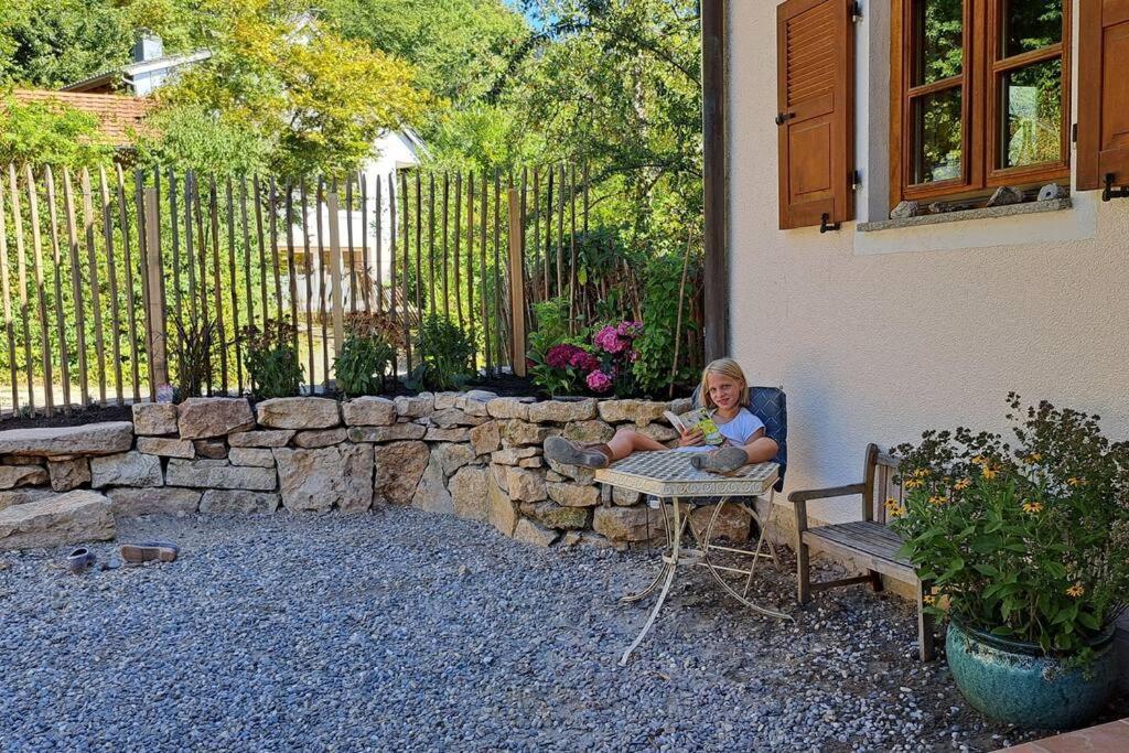 Gemuetliche Waldrandlage In Badenweiler Sehringen Ferienwohnung Bagian luar foto