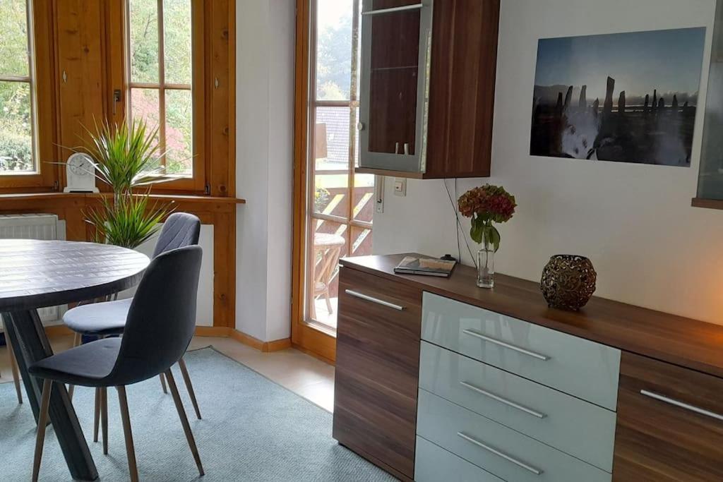 Gemuetliche Waldrandlage In Badenweiler Sehringen Ferienwohnung Bagian luar foto